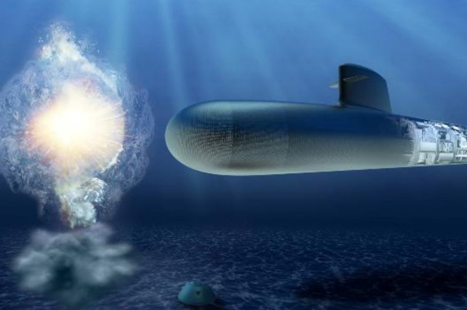 Conception et résistance de structures navales sous chargements extrêmes par caractérisation et modélisation des matériaux