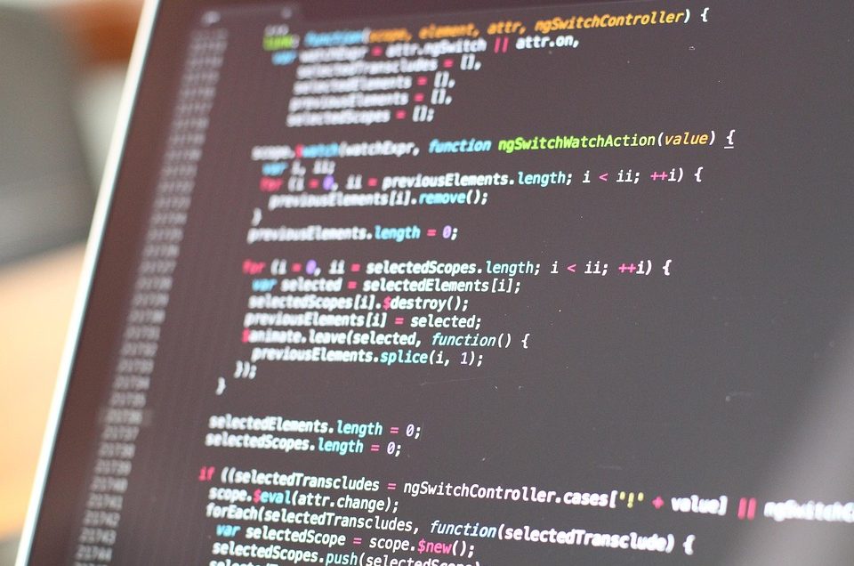 Modèles de coûts pour l’amélioration de la performance énergétique des logiciels embarqués 